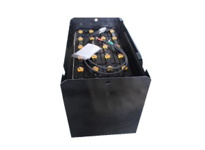 小松FB10-12三支点电动堆垛车电池24-7DB525 迅炬48V525AH铅酸叉车电池品牌直销